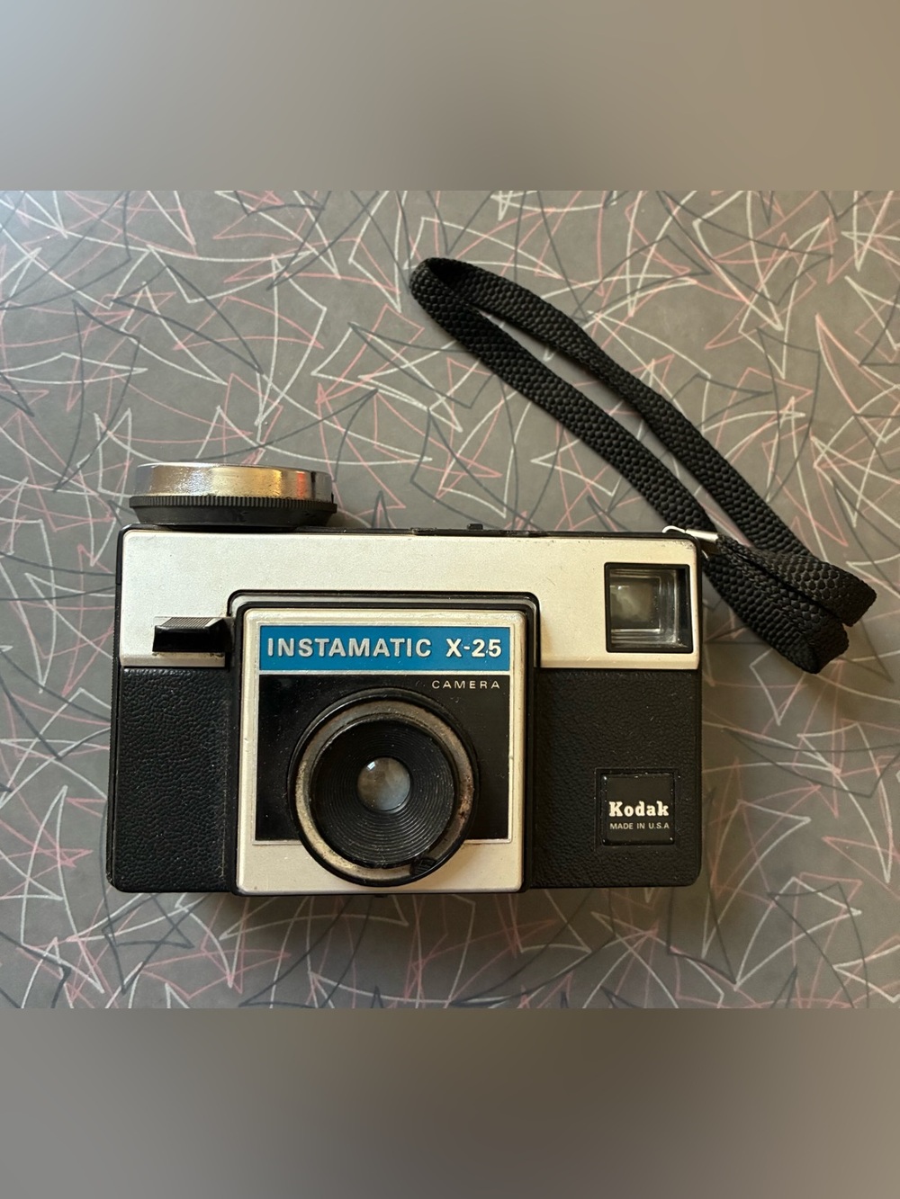 Kodak Instamatic X-25 Black and Silver Point-and-Shoot Camera